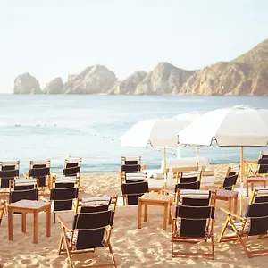 https://bahia-hotel-beach-house.cabosanlucashotelsmexico.com