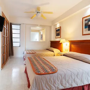 Hotel Y Nader, Cancún