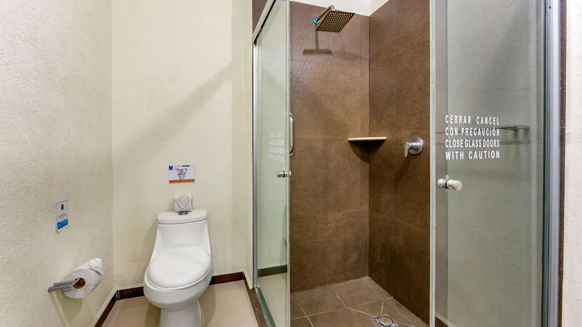 Comfort Inn Cancun Aeropuerto 4*,